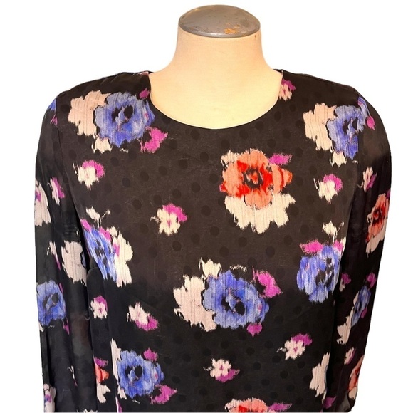 Topshop Floral Overlay Flowy Sheath Dress with Slight High/Low Hem - Picture 3 of 13